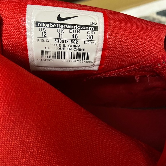 Basketball shoes - Picture 8 of 8